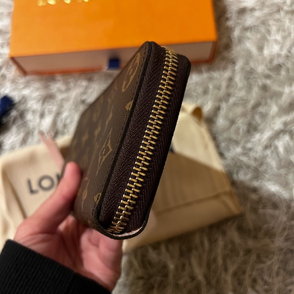 LOUIS VUITTON MONOGRAM CLEMENCE WALLET LONG ZIP - Picture 5 of 13